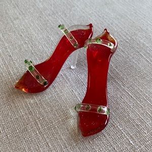 Glass stiletto figurines
